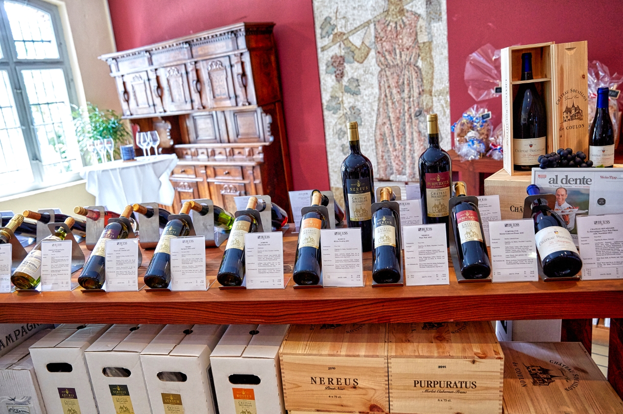 Weingeschäft und Wy-Lade in Sissach die Vinothek und der Weinhandel an der Hauptstrasse 35 in 4450 Sissach